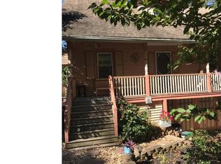 11 Walnut Rd, Newtown Square, PA 19073