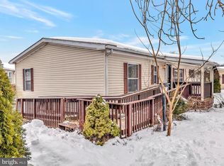 671 Walnut St, Red Hill, PA 18076