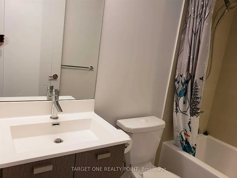 275 Village Green Sq #2817 — Photo 8
