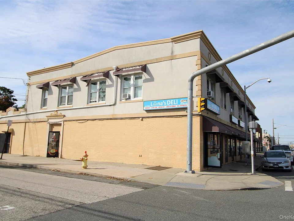 159 N Main St #2