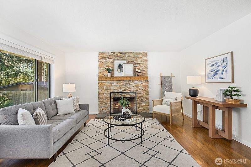 3rd image of 13403 SE 208th Street