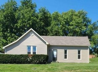 304 Camden St, Camden Point, MO 64018