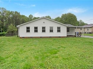 525 Rhyne Cir, Gastonia, NC 28054