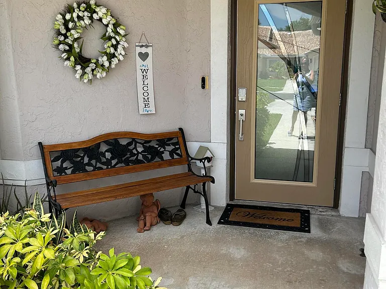 10470 Pelican Dr — Photo 3