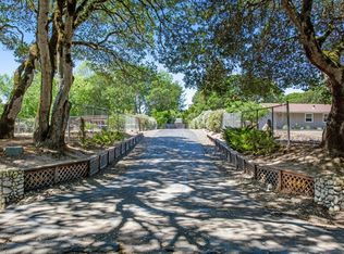 9885 Grove St, Penngrove, CA 94951