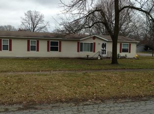 1133 Orchard Dr, Three Rivers, MI 49093