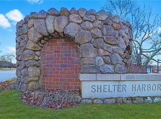 33 Wagner Rd, Westerly, RI 02891