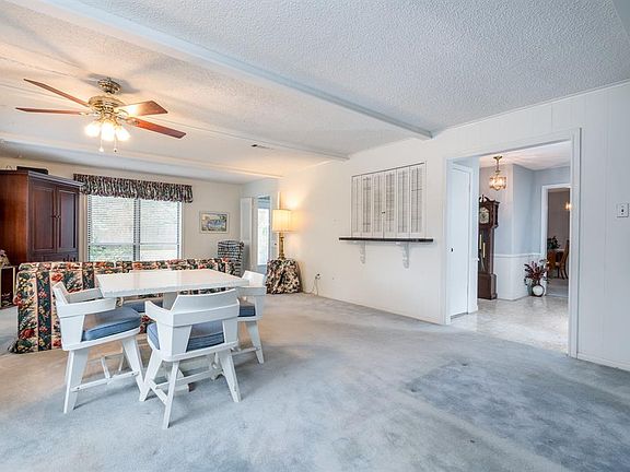 2nd image of 15319 Parkville Dr
