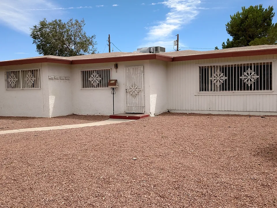 713 W Monroe Ave #MAIN HOUSE