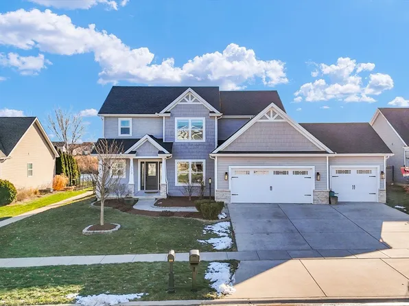 313 London Way, Savoy, IL 61874