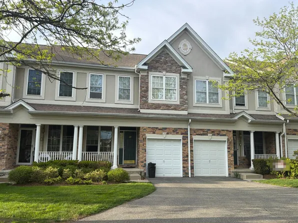 214 Levinberg Ln, Wayne, NJ 07470