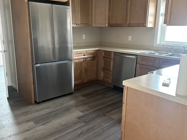 358 Washington Ave, Oneida, NY 13421