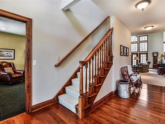 4th image of 224 Cashmere Ct
