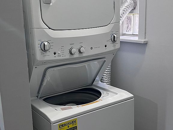 5th image of 2913 N Kedzie Ave APT 1