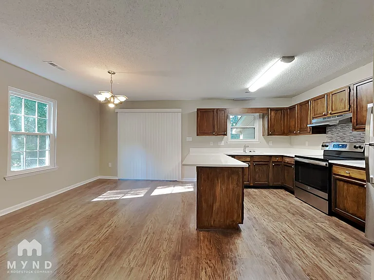 5929 Tynwald Ln — Photo 3