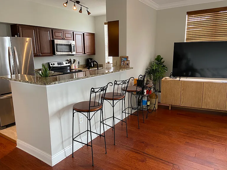 616 Clearwater Park Rd #512 — Photo 4