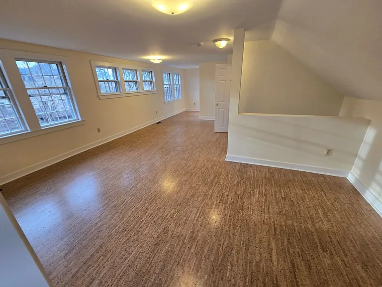 5 Hillside Ave — Photo 18