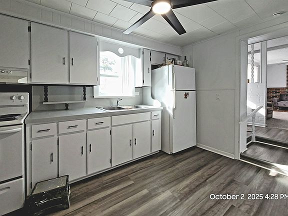 4th image of 8273 Van Vleet Rd