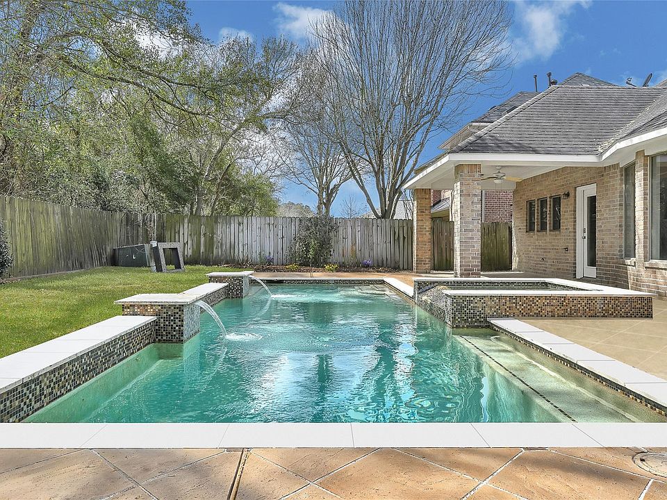 1st image of 21327 Pennshore Ln