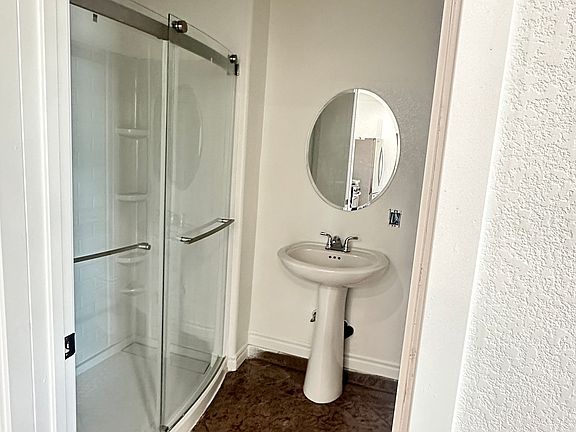 5th image of 4313 San Joaquin Ave #3