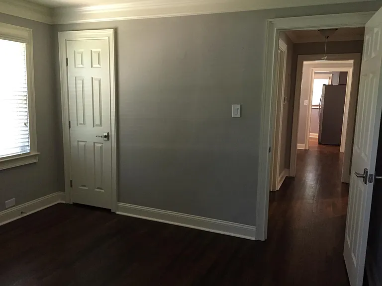 889 Scott Cir — Photo 8