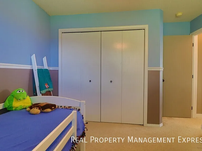 109 N Foss Ave — Photo 15