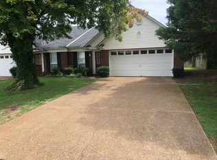 230 Foxworth Dr, Jackson, TN 38305