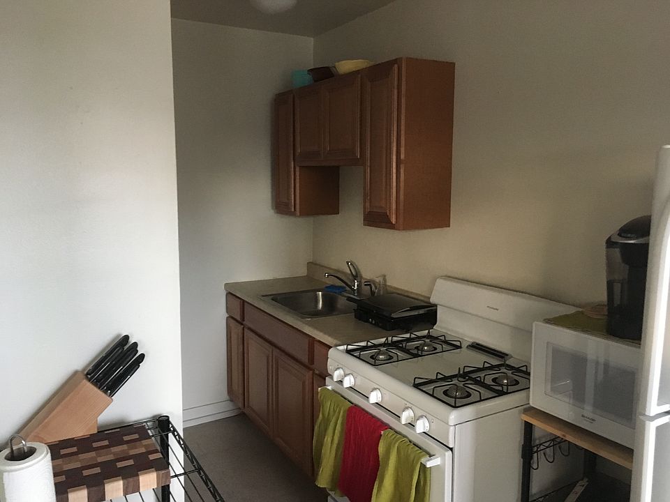 1st image of 18 E Northwest Hwy APT 7