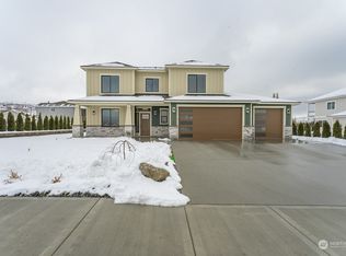 34 Abe Ln, Manson, WA 98831