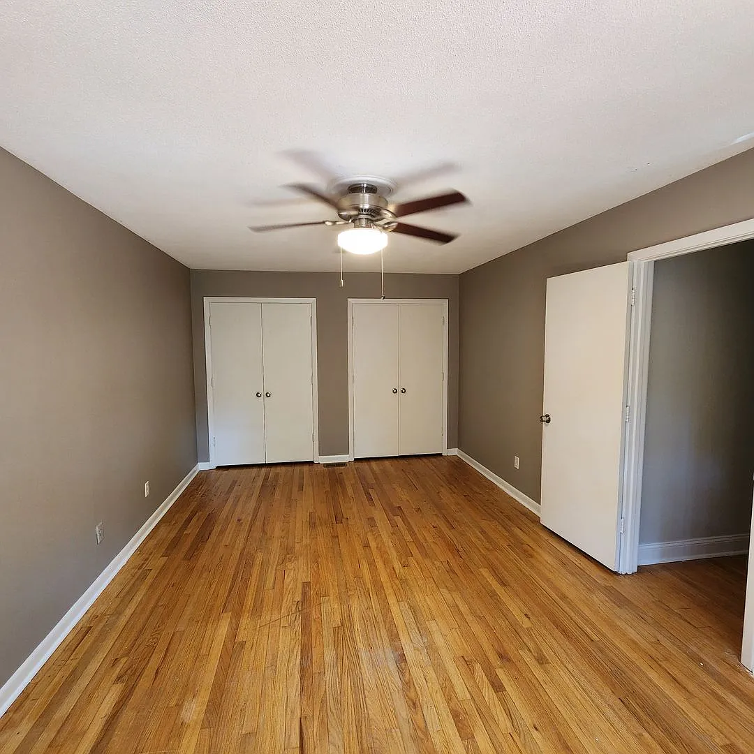 North Hills 4 bedroom for rent — Photo 4