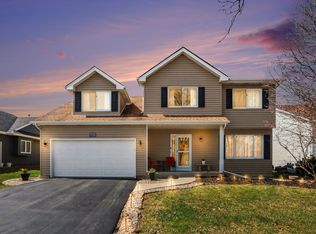 237 Homewood Dr, Bolingbrook, IL
