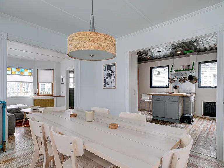 19 Congdon Ave — Photo 9