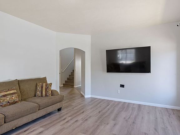 5th image of 6805 W Callery Ln