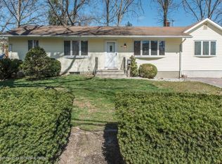 13 Montana Dr, Jackson, NJ