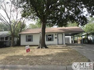 1652 Fagan Dr, Blue Mound, TX 76131