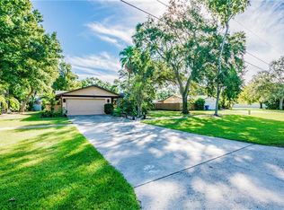 762 Riviere Rd, Palm Harbor, FL 34683