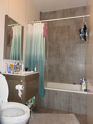 Rented by Rennit Inc. | media 17