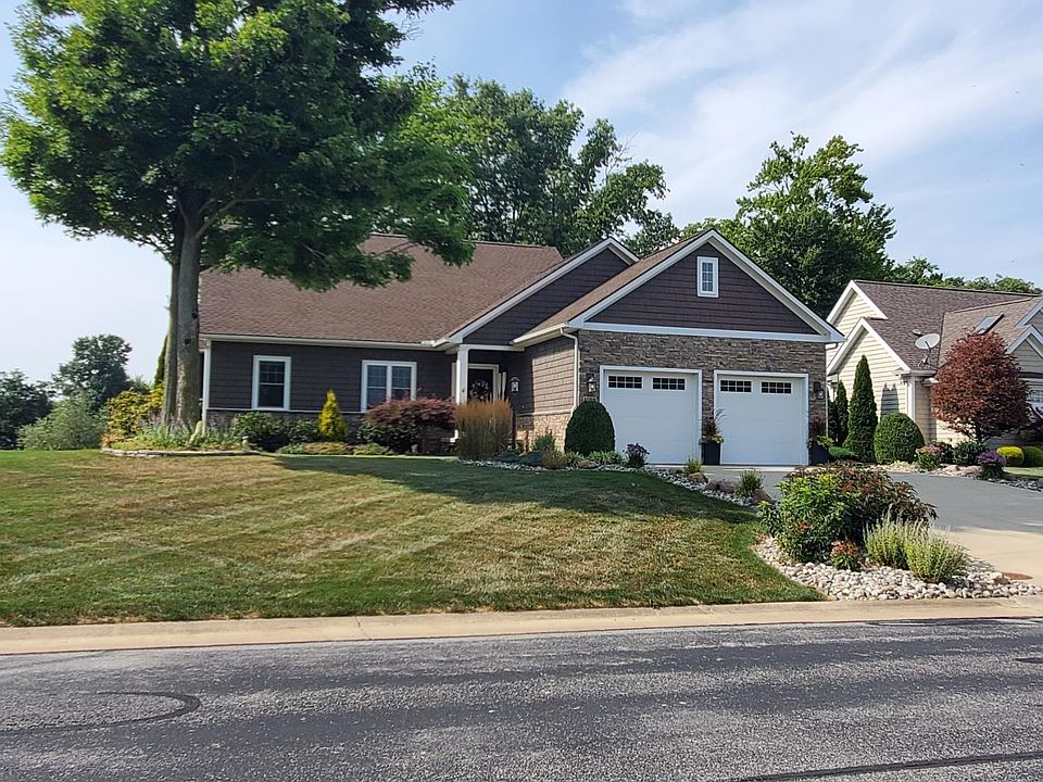 1st image of 1129 Sheltered Brook Dr