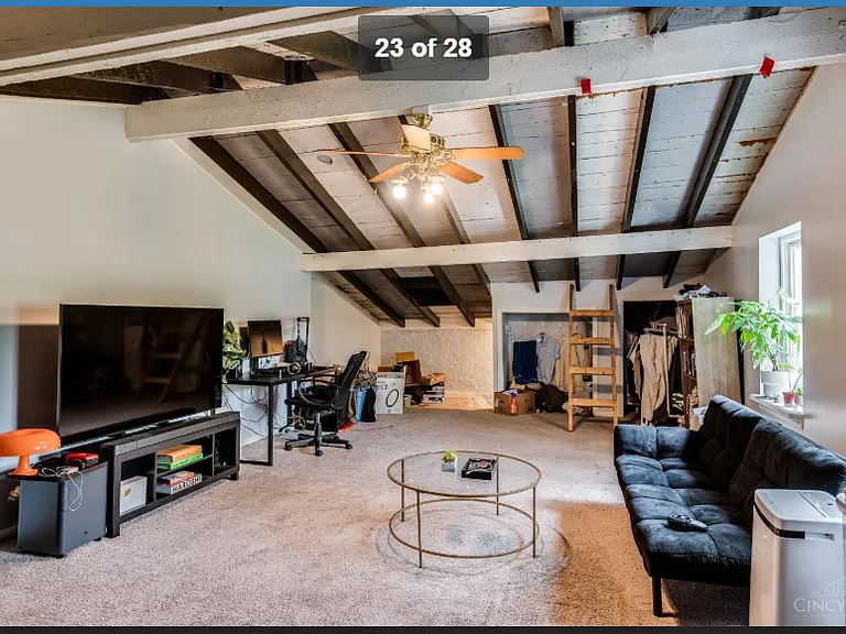 326 Emming St — Photo 10