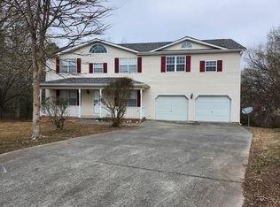 62 Spring Water Dr, Ringgold, GA 30736