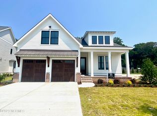 8253 Winding Creek Cir, Wilmington, NC 28411