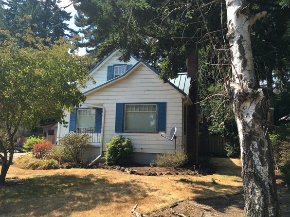 1640 Summer St SE