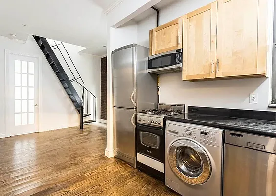 Rented by Century 21 Premier  | media 11