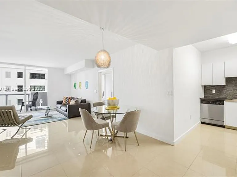 6365 Collins Ave #805 — Photo 4