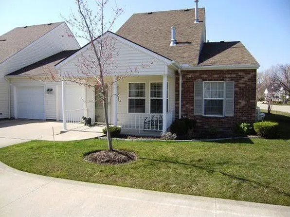 2008 Mayapple Dr Unit E, Painesville, OH 44077