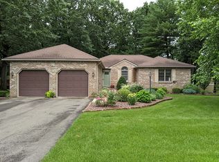 210 Clover Hill Dr, Feeding Hills, MA 01030