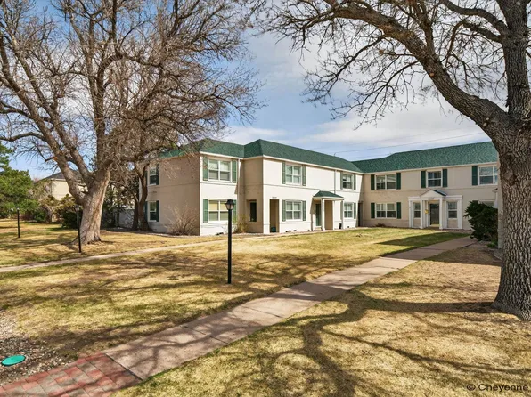 3527 Hynds Blvd, Cheyenne, WY 82001