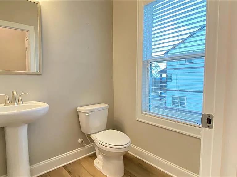 1040 Knoxboro Ln — Photo 20
