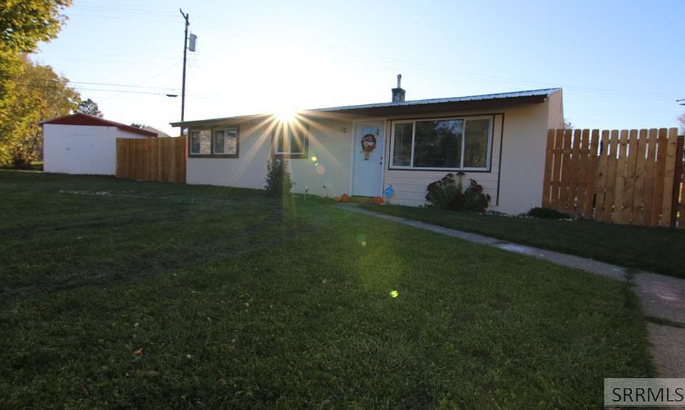 1st image of 1345 Winston Pl