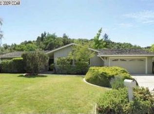 1300 Rimer Dr, Moraga, CA 94556